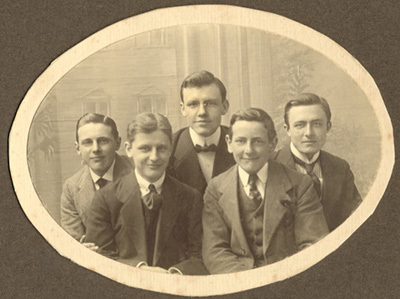 1920