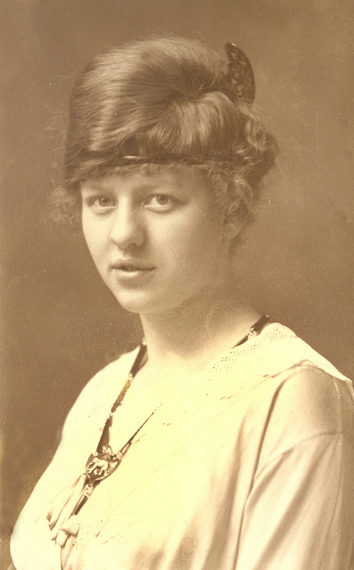 1919 Portret 2 dame onbekend